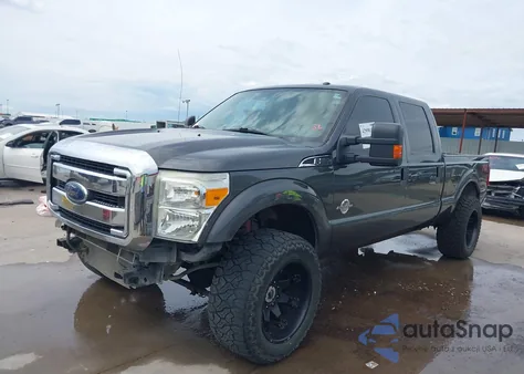 2015 Ford F-250 Xlt из США, поврежденный, VIN 1FT7W2BT3FEC32538